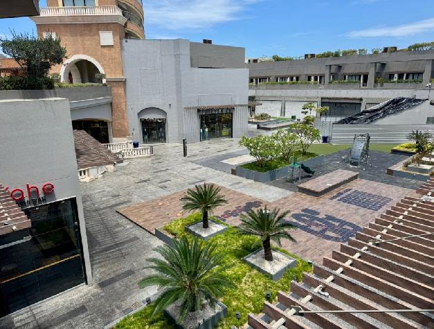 Beautiful condo in the best area